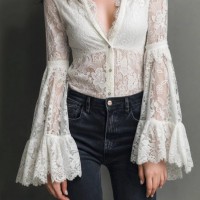 Retro Romantic And Modern Elegant Lace Bell-Sleeve Shirt