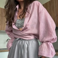 Stylish Design-forward Loose-fit Long-sleeve Shirt With A Turn-down Collar And Tie Details Stylish Design-forward Loose-fit Long-sleeve Shirt With A Turn-down Collar And Tie Details