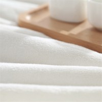 White Flannel Fleece Bed Blanket For Bedroom Sofa Couch Merry Christmas Throw Blanket Lightweight Cozy Plush Festival Theme Blanket White Flannel Fleece Bed Blanket For Bedroom Sofa Couch Merry Christmas Throw Blanket Lightweight Cozy Plush Festival Theme Blanket